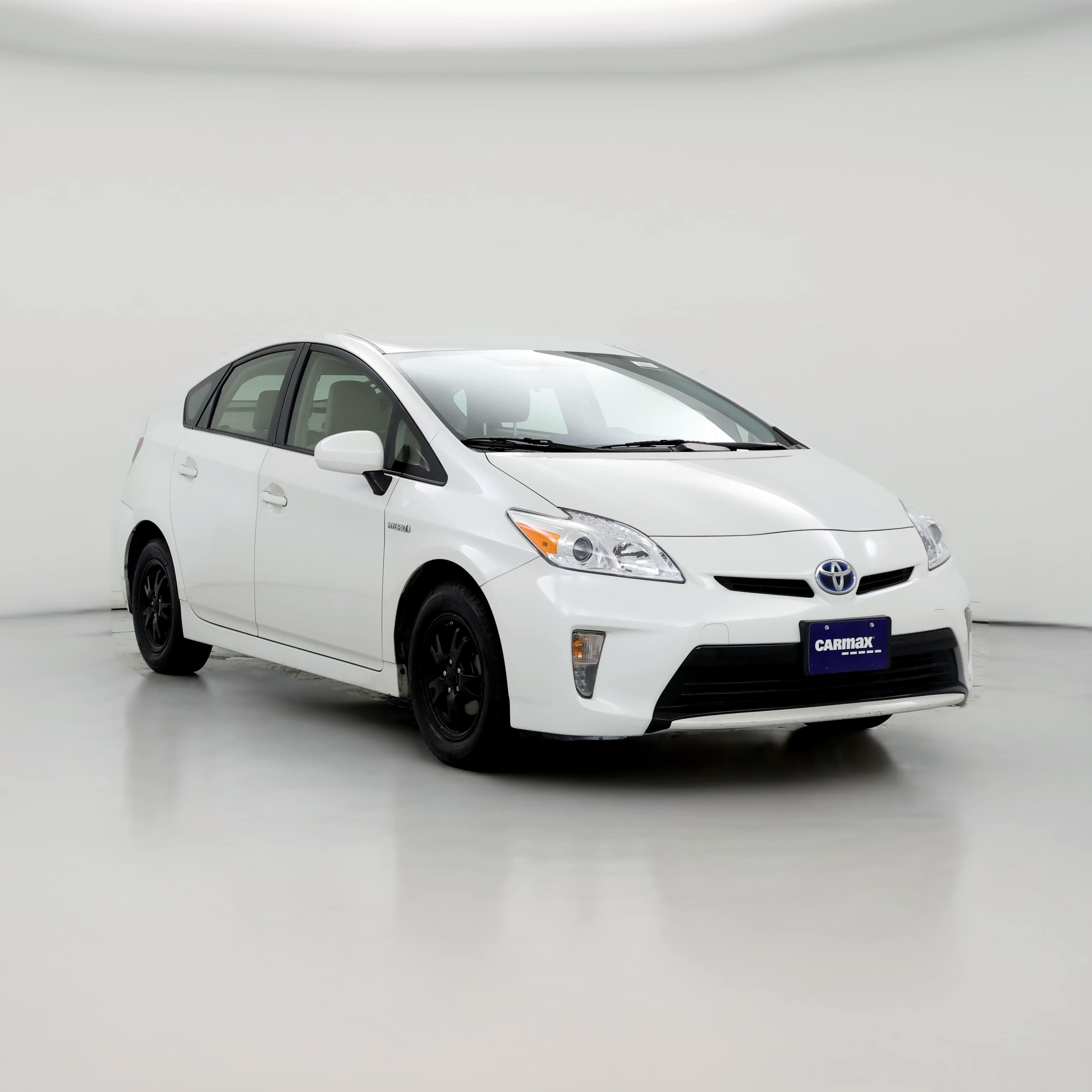 Thumbnail: 2015 Toyota Prius - 1