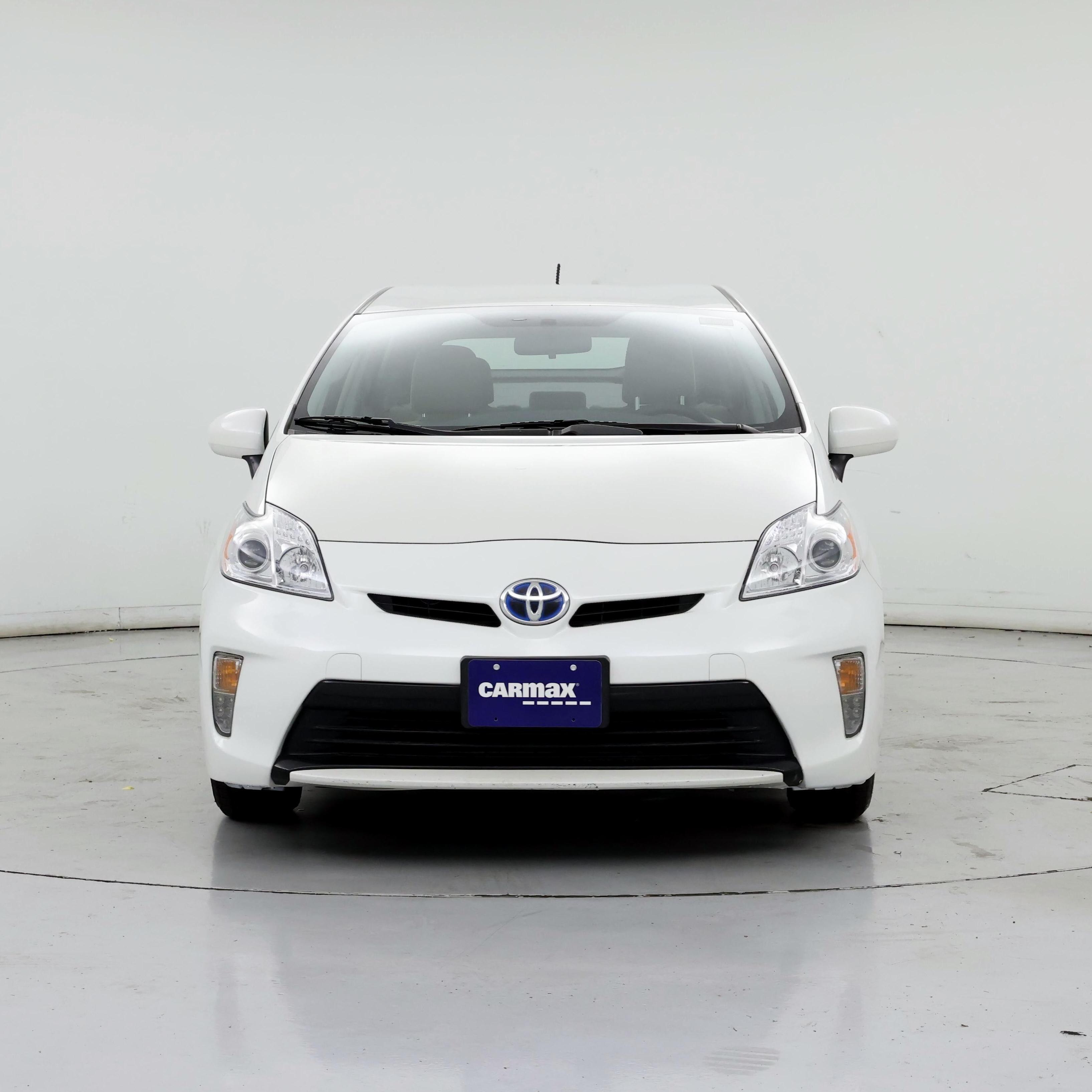 Thumbnail: 2015 Toyota Prius - 5