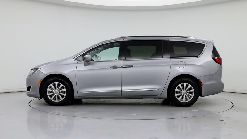 2019 Chrysler Pacifica Touring L 3