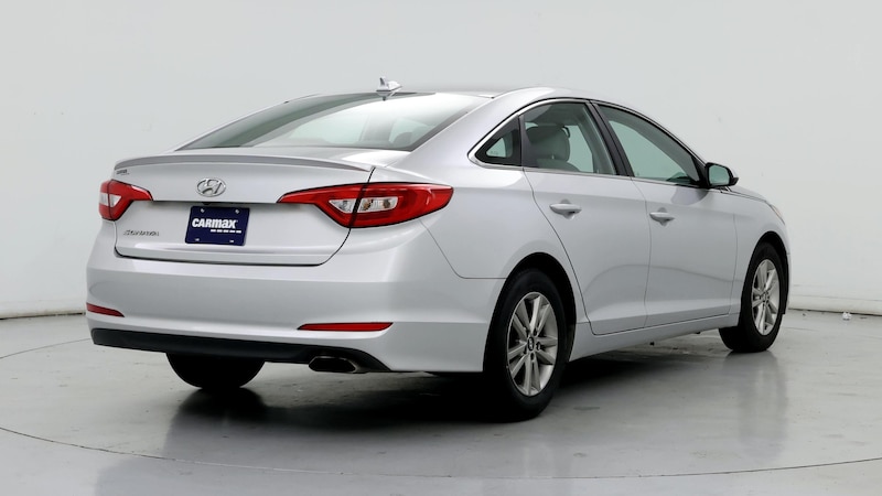 2015 Hyundai Sonata SE 8