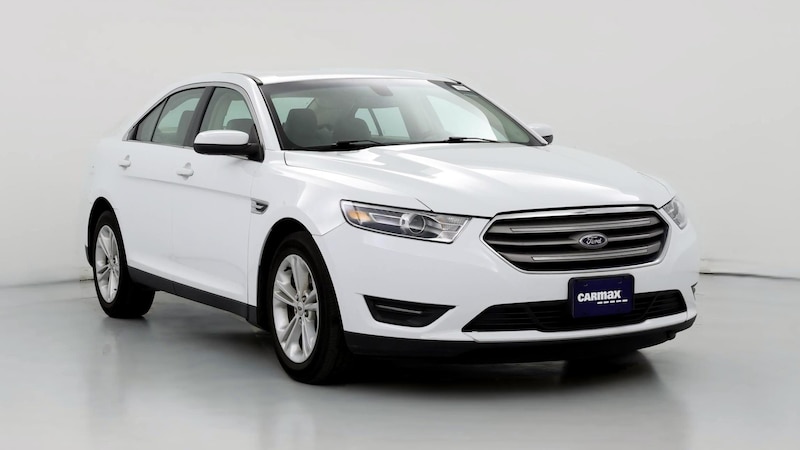 2018 Ford Taurus SEL Hero Image