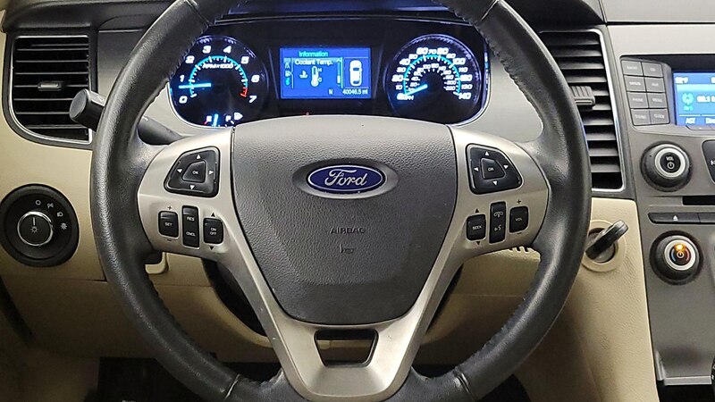 2018 Ford Taurus SEL 10