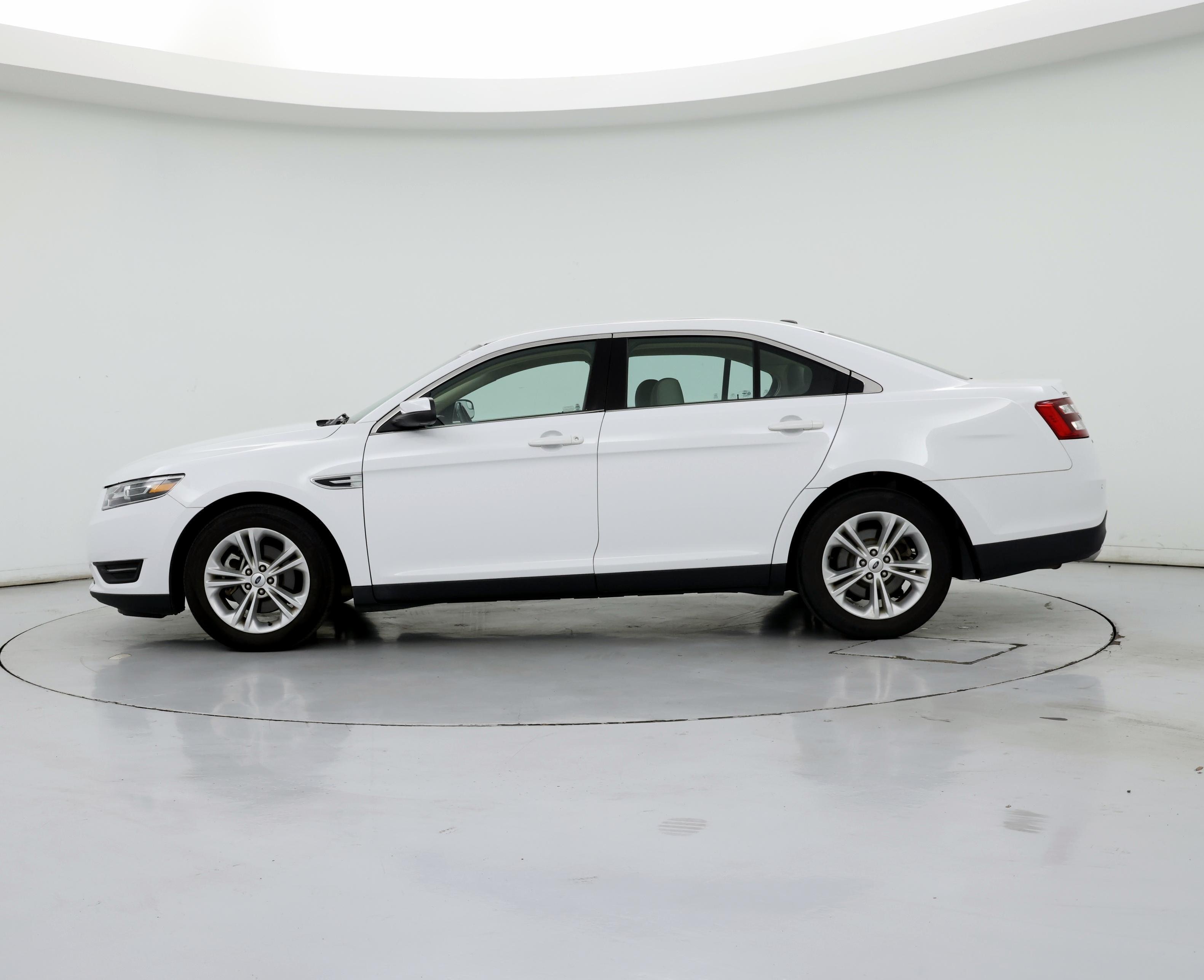 Thumbnail: 2018 Ford Taurus - 3
