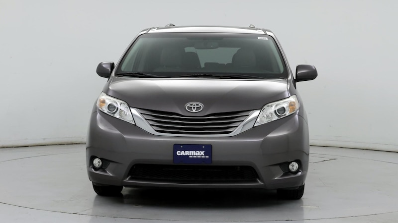 2015 Toyota Sienna XLE 5