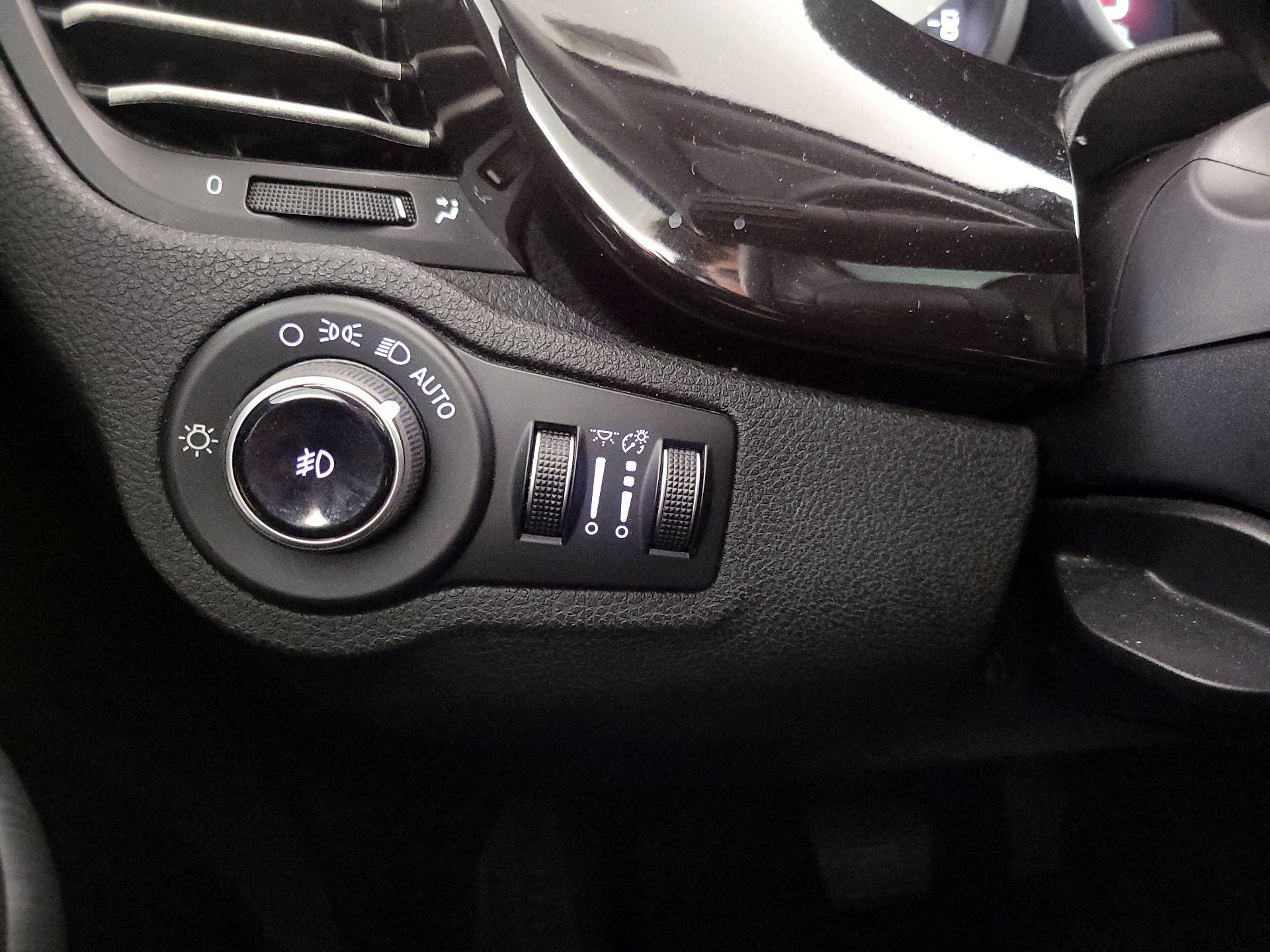 Thumbnail: 2016 Fiat 500X - 13