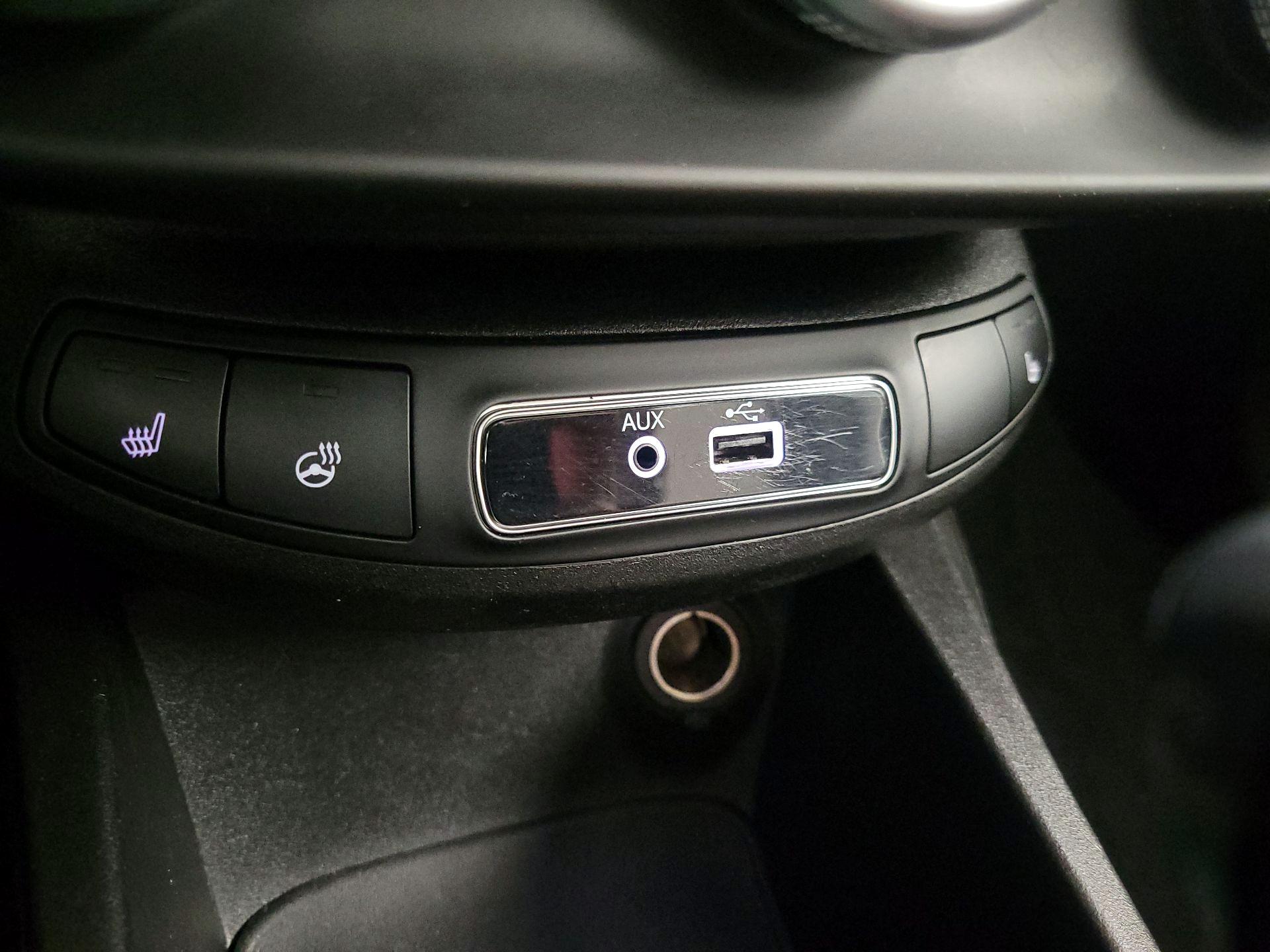 Thumbnail: 2016 Fiat 500X - 18