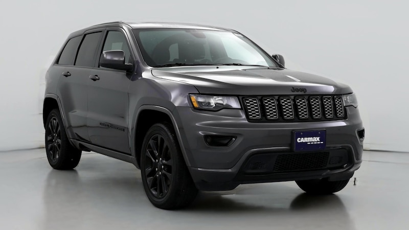 2017 Jeep Grand Cherokee Altitude Hero Image