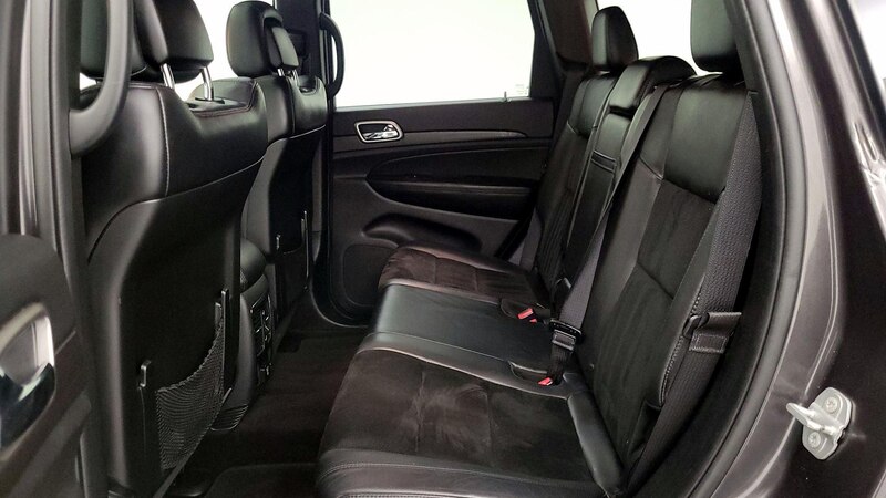 2017 Jeep Grand Cherokee Altitude 21