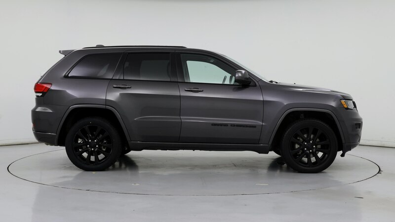 2017 Jeep Grand Cherokee Altitude 7