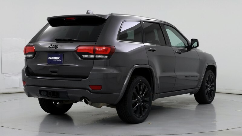 2017 Jeep Grand Cherokee Altitude 8