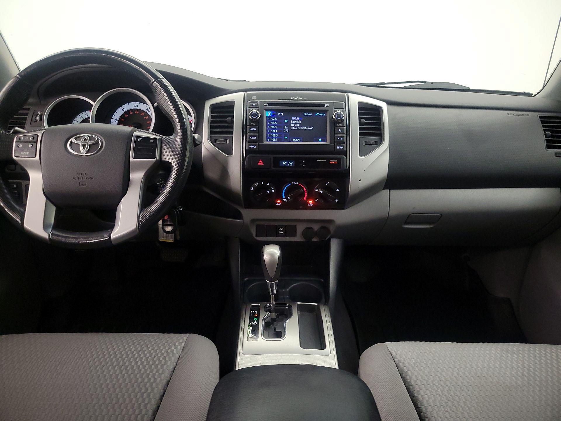 Thumbnail: 2013 Toyota Tacoma - 9