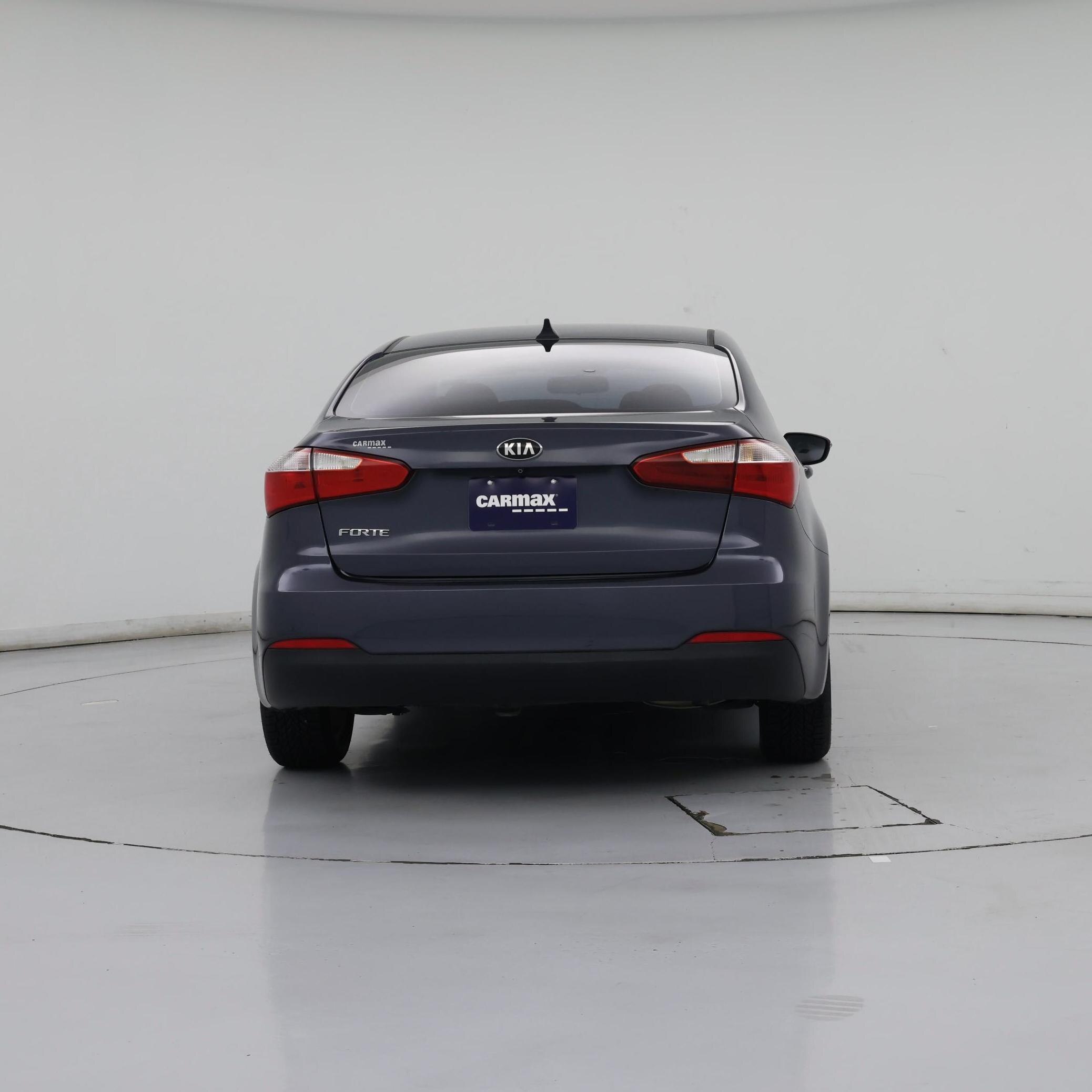 Thumbnail: 2016 Kia Forte - 6