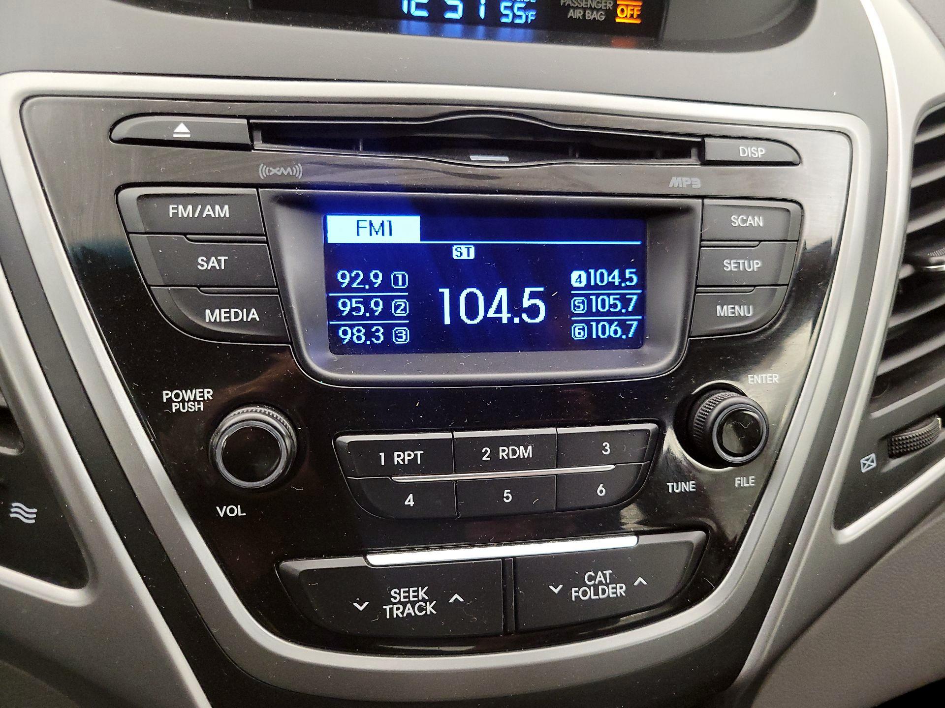 Thumbnail: 2015 Hyundai Elantra - 14