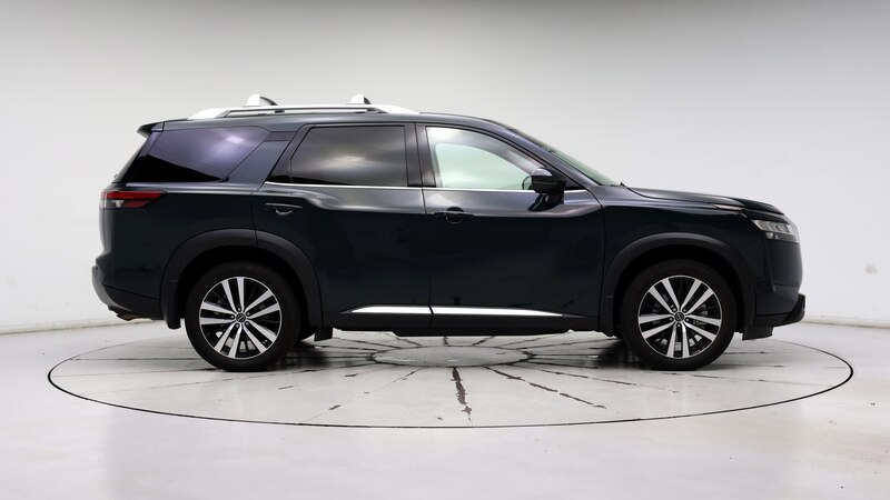 2023 Nissan Pathfinder Platinum 7