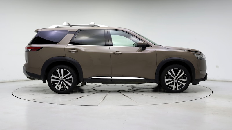 2023 Nissan Pathfinder Platinum 7