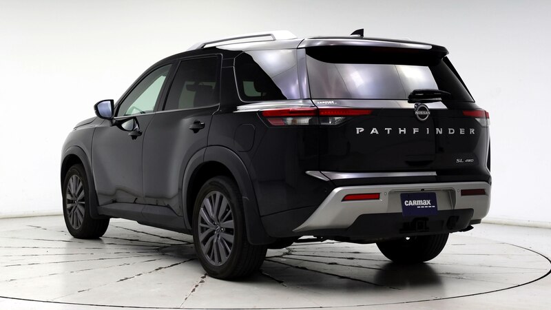 2023 Nissan Pathfinder SL 2