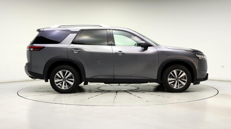 2023 Nissan Pathfinder SL 7