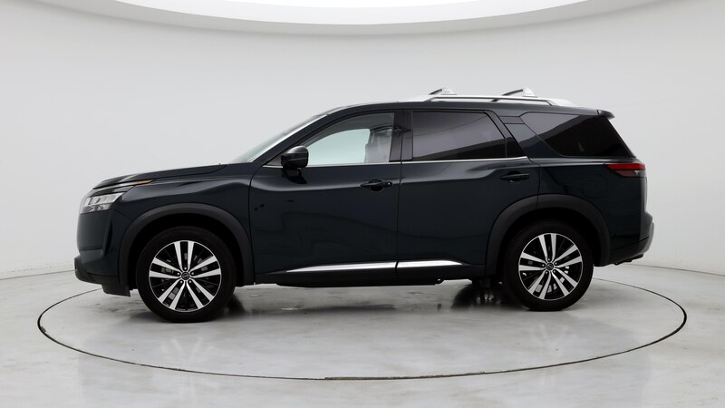 2023 Nissan Pathfinder Platinum 3