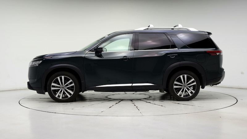 2024 Nissan Pathfinder Platinum 3