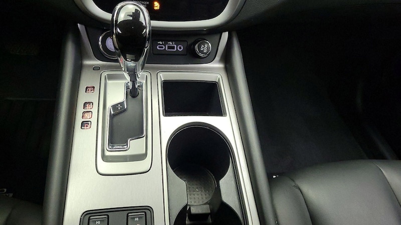 2023 Nissan Murano SV 17