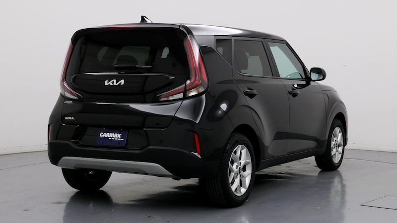 2023 Kia Soul LX 8