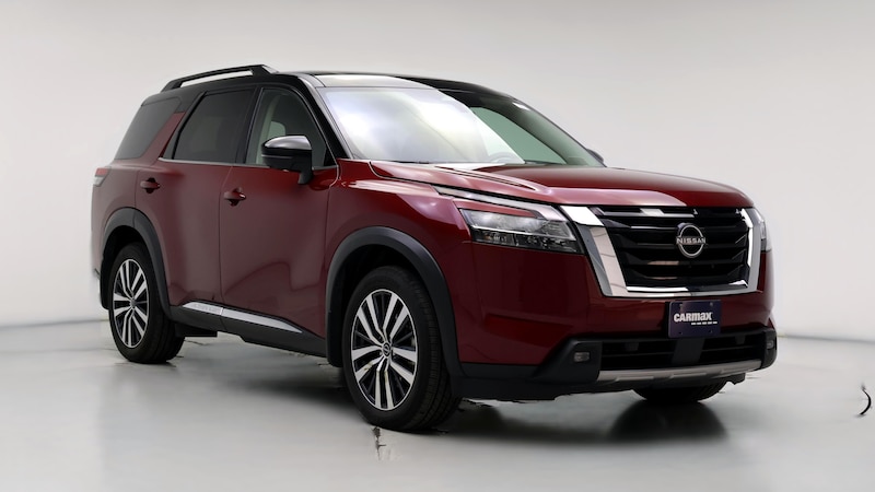 2022 Nissan Pathfinder Platinum Hero Image