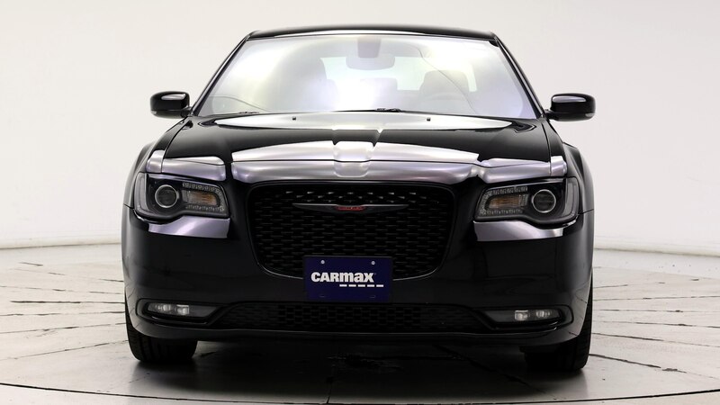 2023 Chrysler 300 S 5