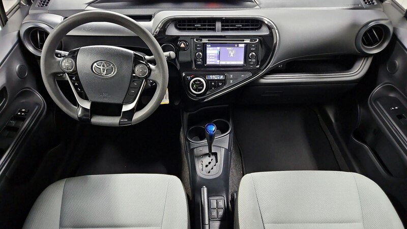 2018 Toyota Prius c Two 9