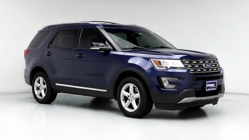 2016 Ford Explorer XLT Hero Image