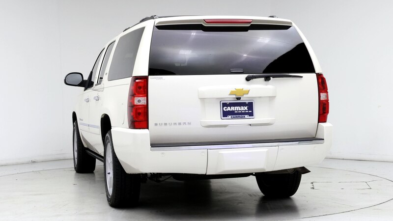 2014 Chevrolet Suburban 1500 LTZ 6