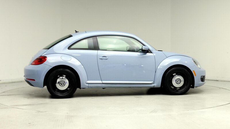 2013 Volkswagen Beetle  7