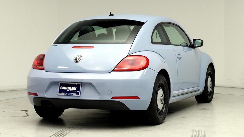 2013 Volkswagen Beetle  8