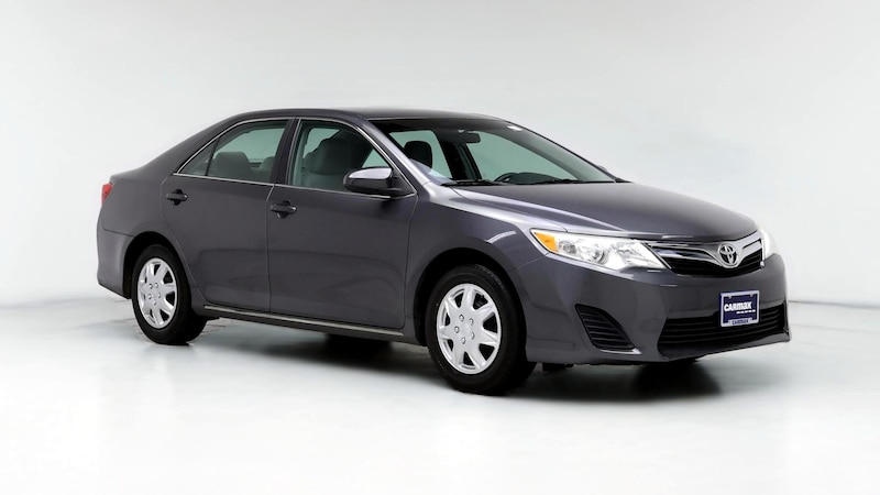 2014 Toyota Camry LE Hero Image