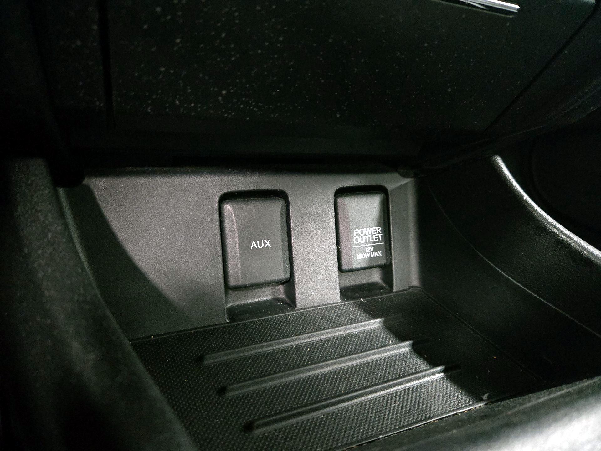 Thumbnail: 2015 Honda Civic - 18