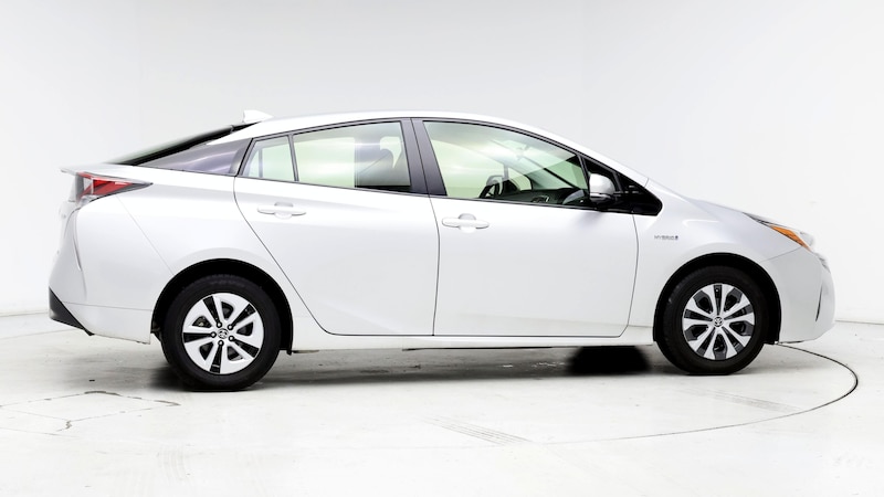 2017 Toyota Prius Two 7