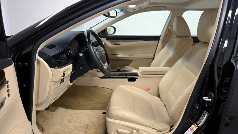 2014 Lexus ES 350 11