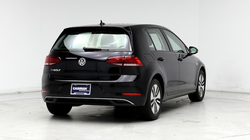 2019 Volkswagen Golf SEL 8