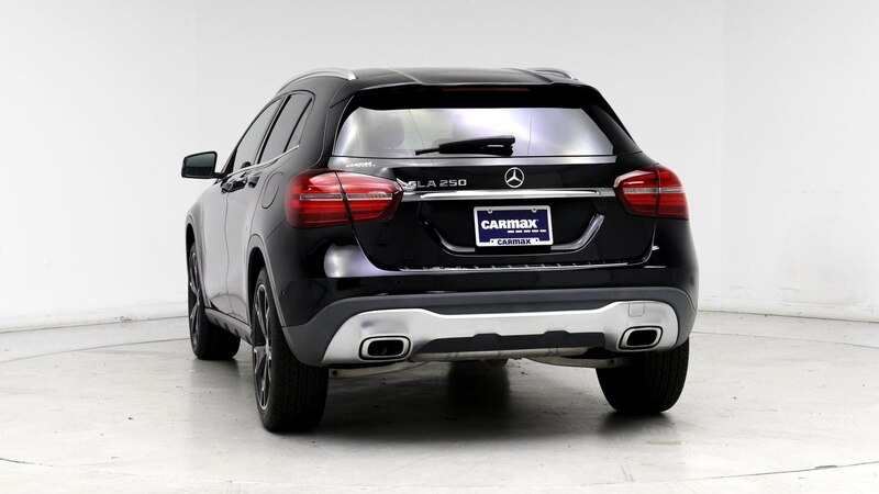 2019 Mercedes-Benz GLA 250 6