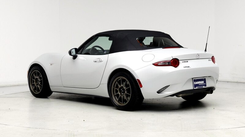 2016 Mazda MX-5 Miata Sport 2