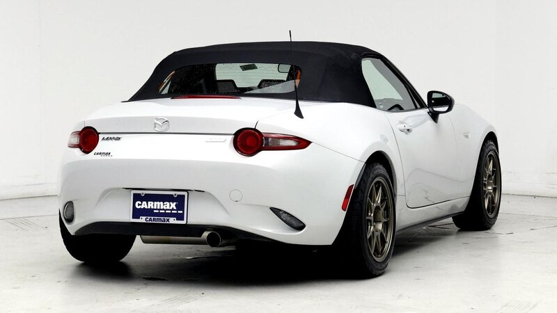 2016 Mazda MX-5 Miata Sport 8