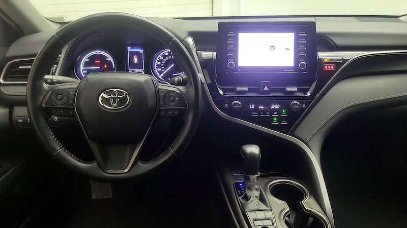 2021 Toyota Camry SE 8