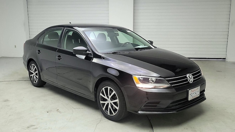 2016 Volkswagen Jetta SE Hero Image