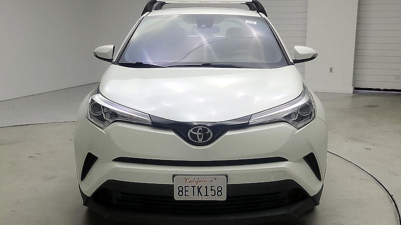 2018 Toyota C-HR XLE 2