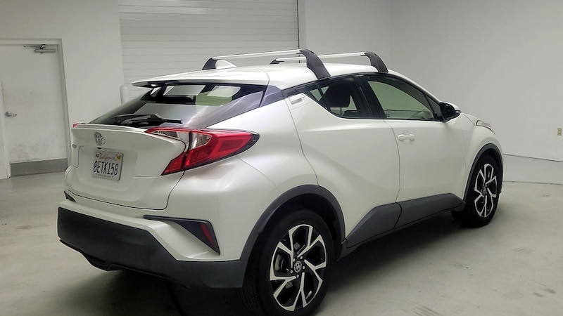 2018 Toyota C-HR XLE 5