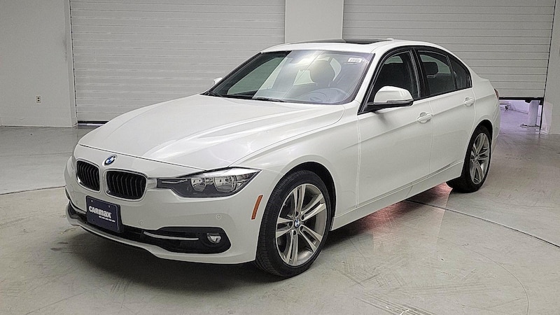 2016 BMW 3 Series 328i Hero Image