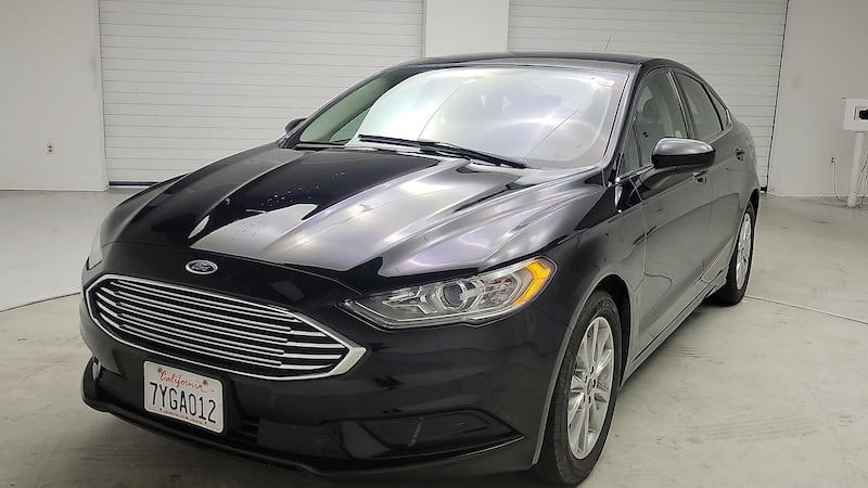 2017 Ford Fusion SE 3