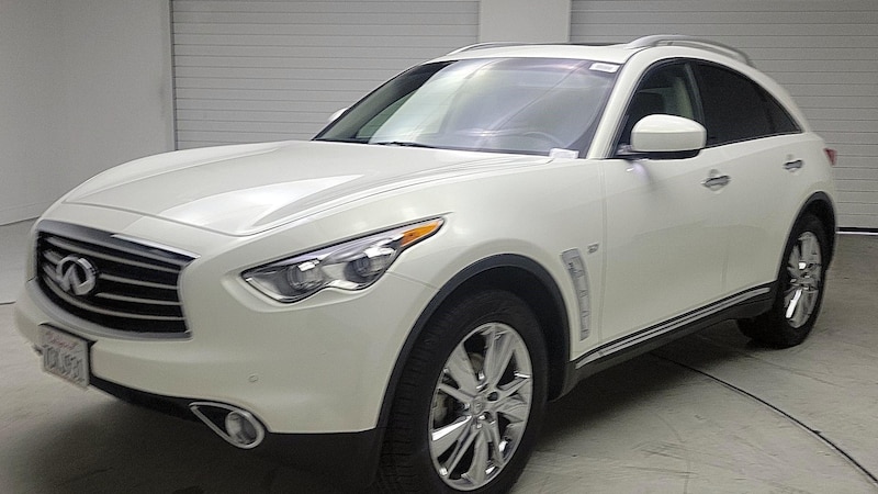 2014 INFINITI QX70  Hero Image