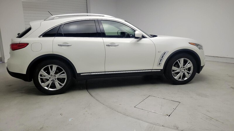 2014 INFINITI QX70  4