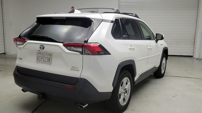 2021 Toyota RAV4 XLE 5