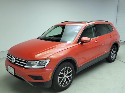 2019 Volkswagen Tiguan SE -
                Los Angeles, CA